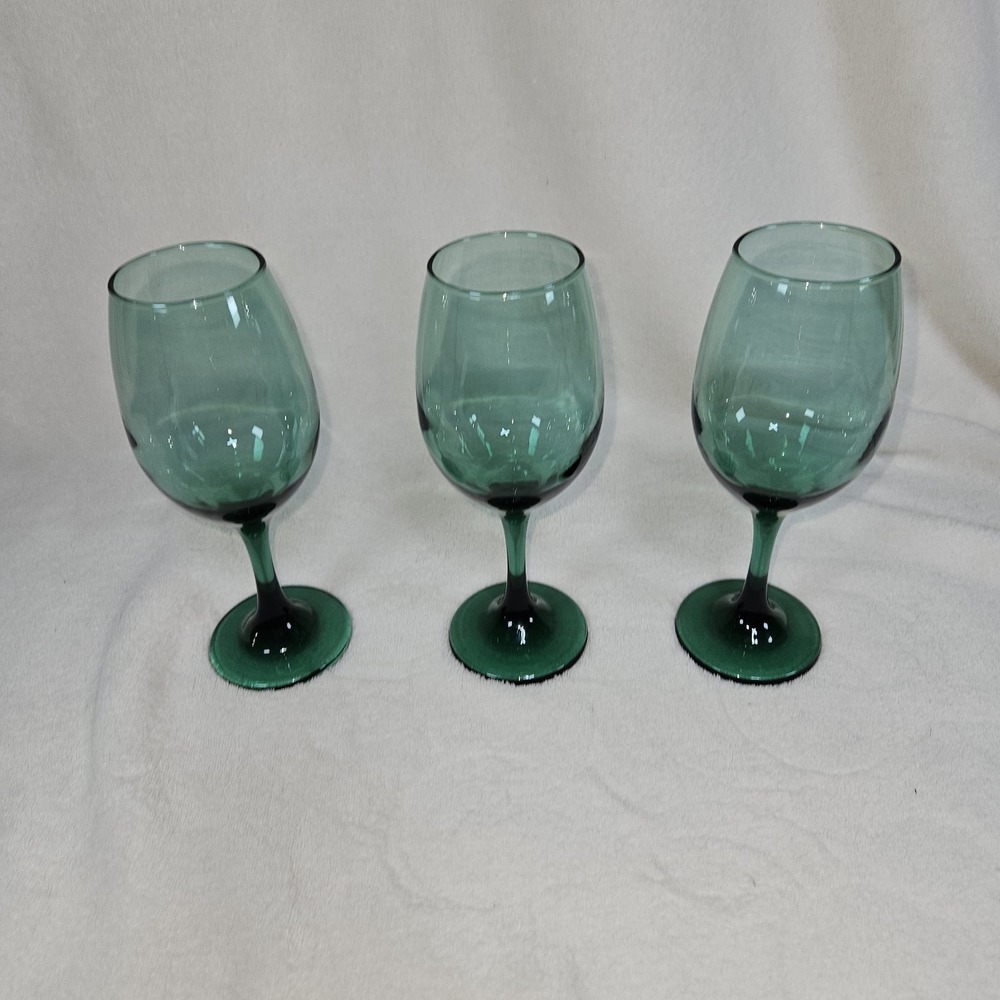 Libbey Emerald Green Wine Glasses Translucent Stemware‎ Jewel Tone 8.5", x3